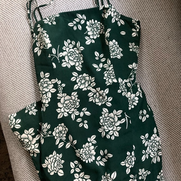 Park & Fifth Willow Dress - Picture 5 of 8